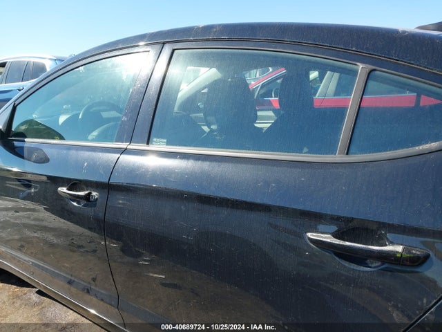 Hyundai ELANTRA SE 2017 5NPD84LF5HH115130 Image 14