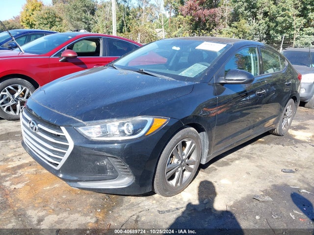 Hyundai ELANTRA SE 2017 5NPD84LF5HH115130 Image 2