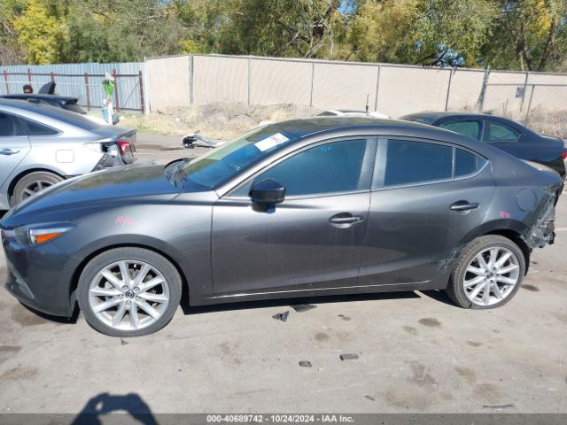 3MZBN1V78HM114033 Mazda Mazda3 Touring