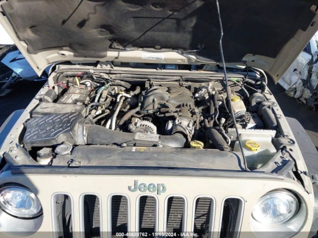 1C4BJWEG1HL752797 Jeep Wrangler Unlimited Sahara 4x4
