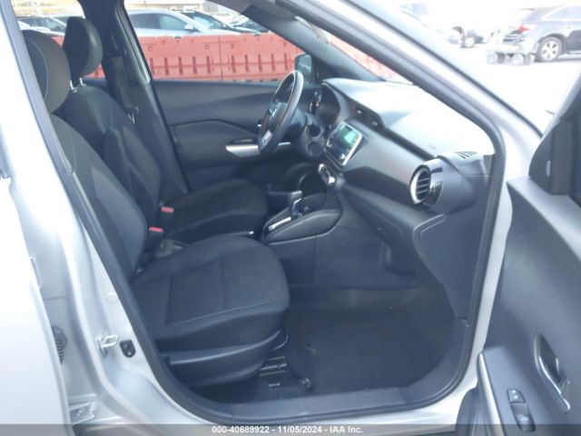 3N1CP5CUXJL533095 Nissan KICKS SV