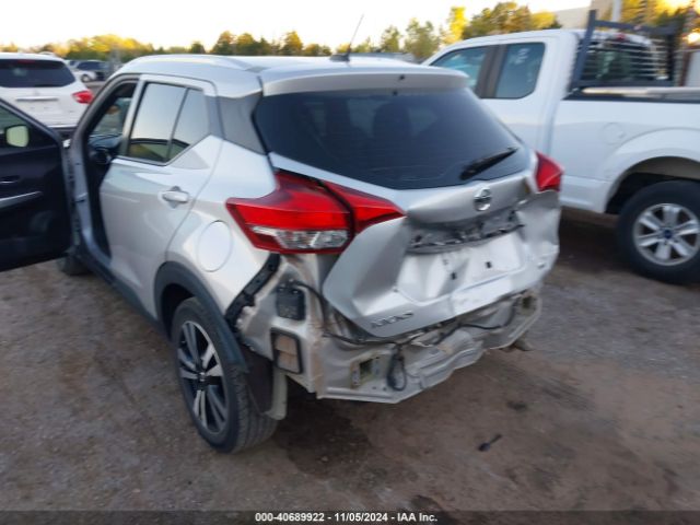 3N1CP5CUXJL533095 Nissan KICKS SV