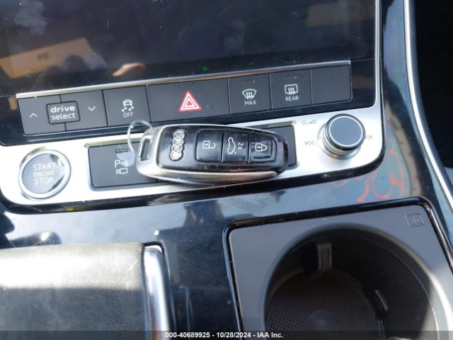 WA1BVAF16MD022092 Audi Q8 Premium Plus 55 Tfsi Quattro Tiptronic
