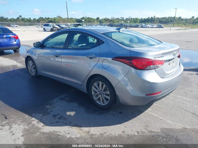 Hyundai ELANTRA SE 2015 5NPDH4AE3FH617223 Image 3