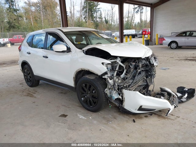2018 KNMAT2MV7JP521867 main image