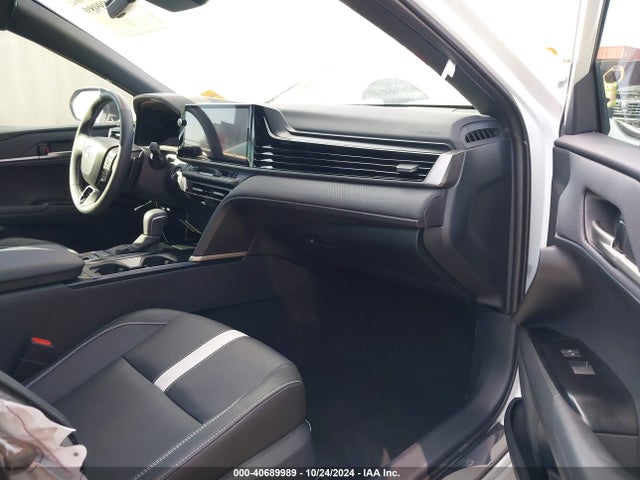 Toyota CAMRY SE 2025 4T1DAACK1SU512875 Image 5