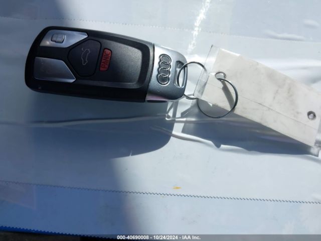 WA1ANAFY1J2114744 Audi Q5 2.0t Premium/2.0t Tech Premium