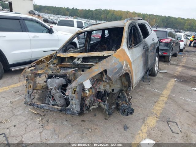 1C4PJMDB8HW649651 Jeep Cherokee Limited 4x4