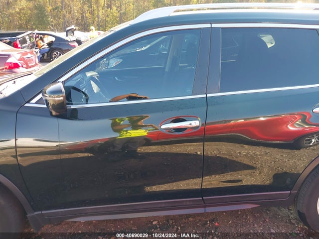 Nissan ROGUE SV 2018 5N1AT2MT1JC796930 Image 14