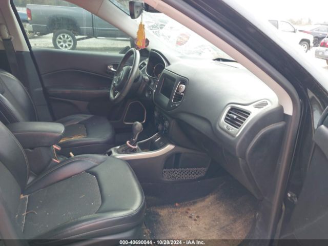 3C4NJCBB8HT668811 Jeep New Compass Latitude Fwd