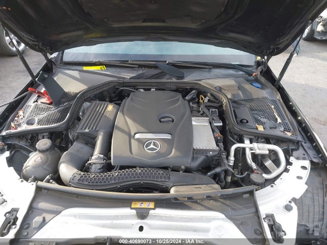 55SWF4JBXJU263825 Mercedes-Benz C 300
