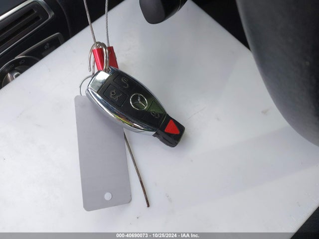 55SWF4JBXJU263825 Mercedes-Benz C 300