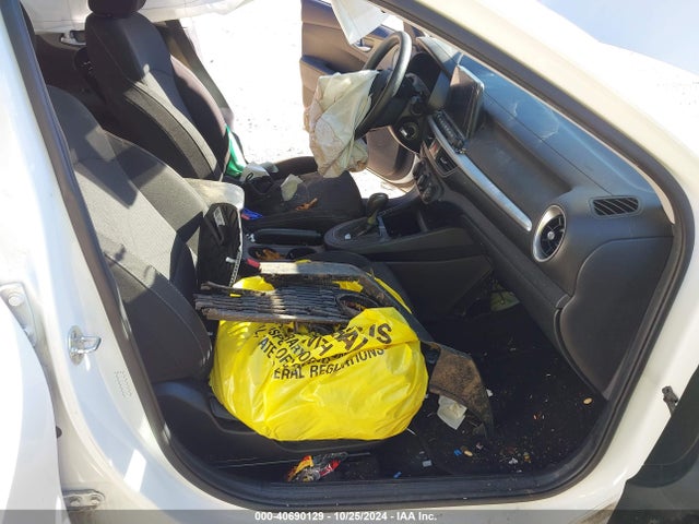 3KPF24AD1LE153124 KIA FORTE FE