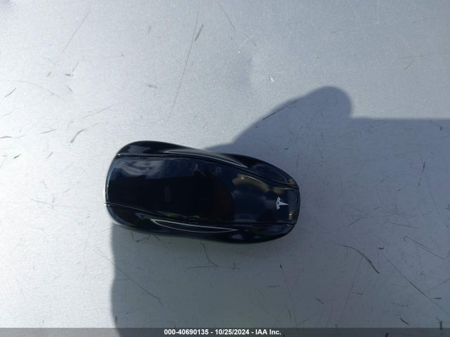 2023 TESLA MODEL Y 7SAYGAEE3PF741833 Photo 10