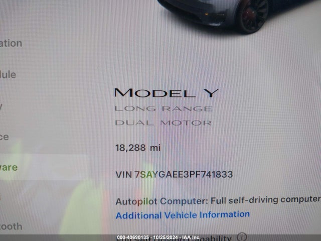 2023 TESLA MODEL Y 7SAYGAEE3PF741833 Photo 6