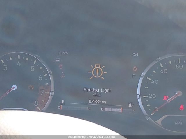 ZACCJBBB5HPF70988 Jeep Renegade Latitude 4x4