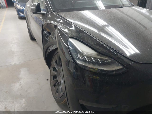 2021 TESLA MODEL Y 5YJYGDEE1MF263776 Photo 5
