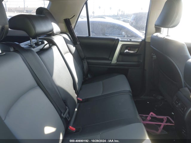 Toyota 4runner Sr5 Premium 2016 JTEZU5JR9G5122936 Image 8