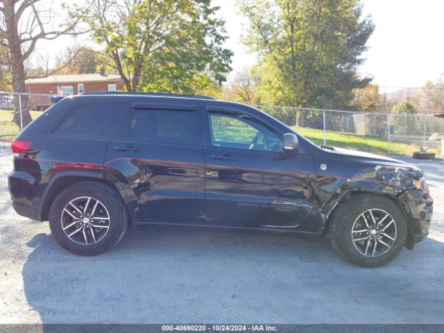 1C4RJFLG2JC433464 Jeep Grand Cherokee Trailhawk 4x4