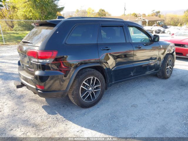 1C4RJFLG2JC433464 Jeep Grand Cherokee Trailhawk 4x4