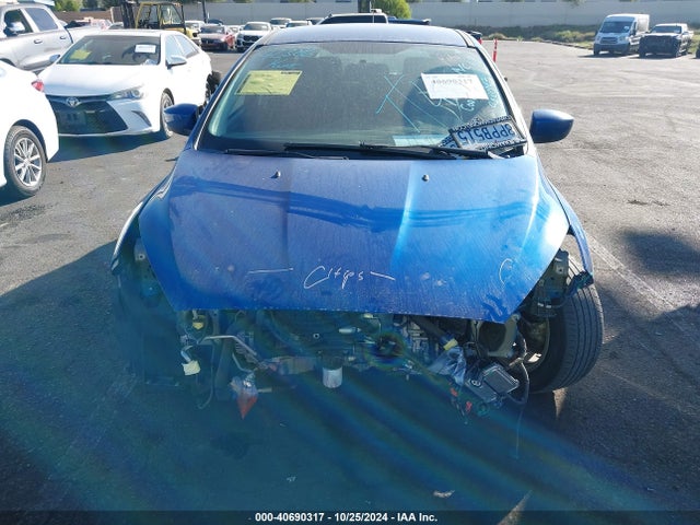 Ford FOCUS SE 2018 1FADP3K23JL231686 Image 12