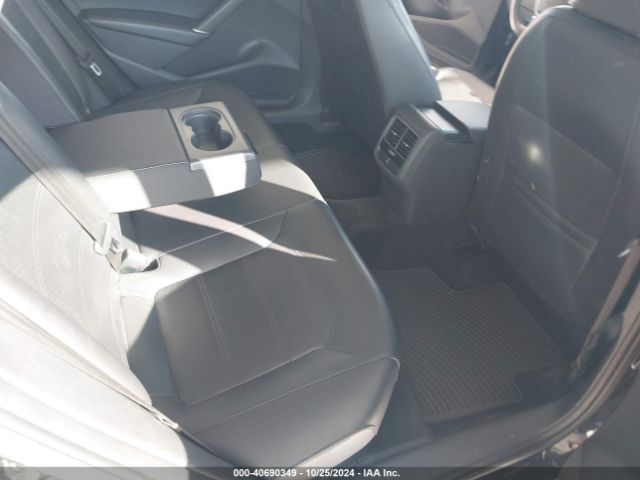1VWBT7A3XGC007027 Volkswagen Passat 1.8t Se