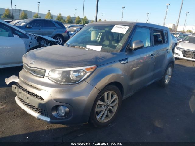 KNDJP3A55J7595075 KIA SOUL +