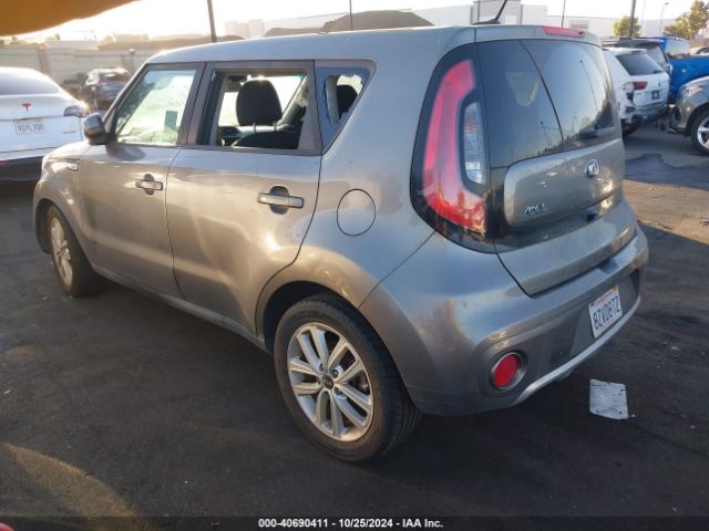 KNDJP3A55J7595075 KIA SOUL +
