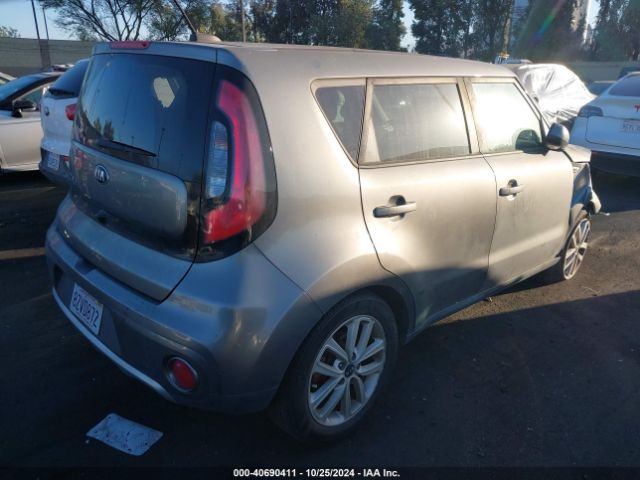 KNDJP3A55J7595075 KIA SOUL +
