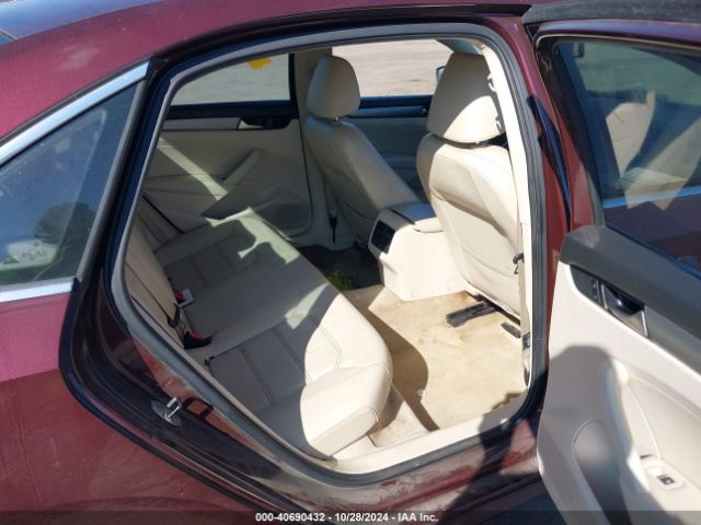 1VWBT7A37EC095340 Volkswagen Passat 1.8t Se