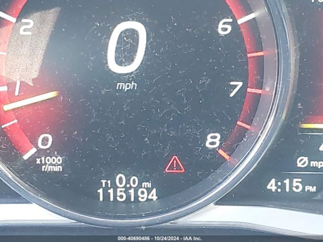 YV1612SK2F1217967 Volvo V60 T5 Premier