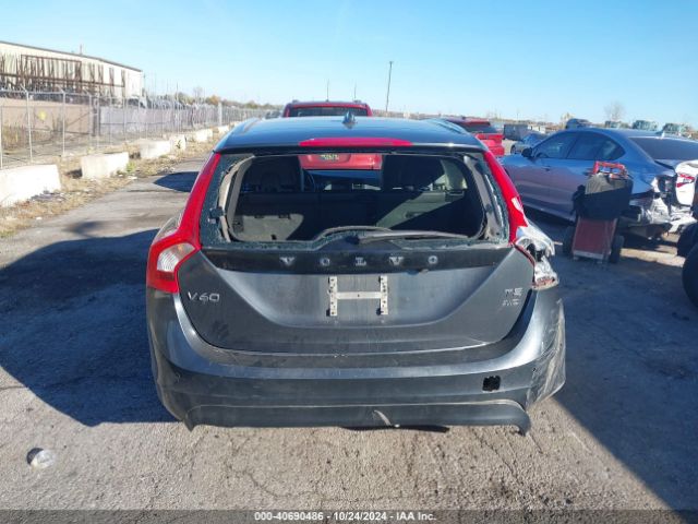 YV1612SK2F1217967 Volvo V60 T5 Premier