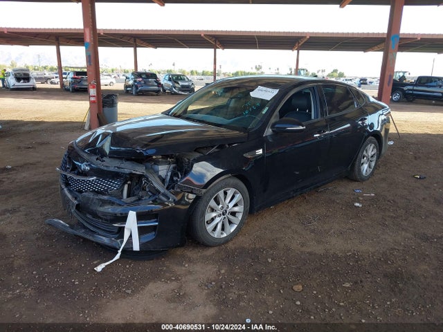KIA OPTIMA EX 2017 5XXGU4L30HG127356 Image 2
