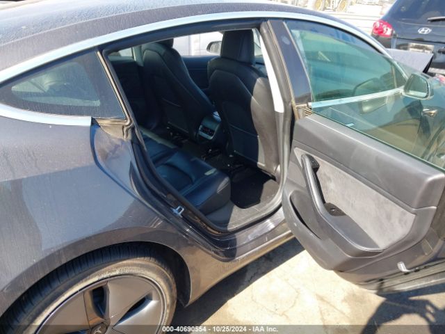 5YJ3E1EB8KF520756 Tesla Model 3 Long Range/performance
