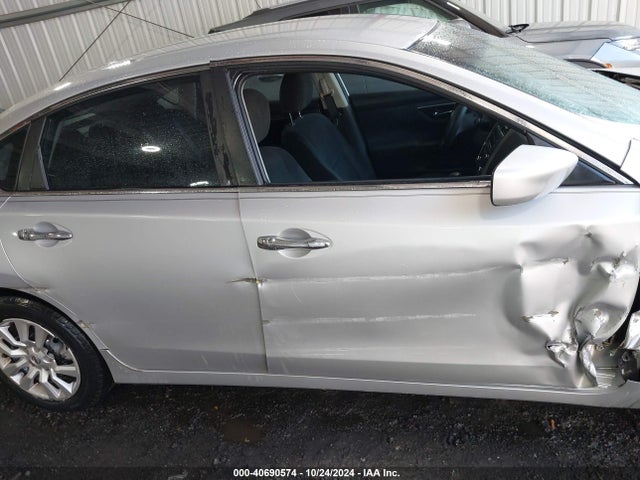Nissan Altima 2.5 S 2015 1N4AL3AP0FN329923 Image 13