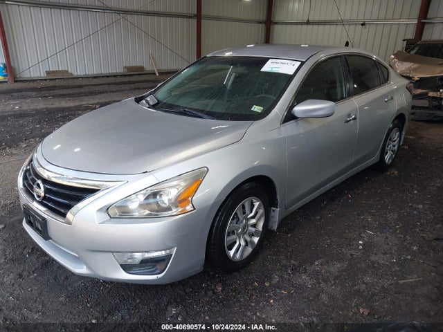 Nissan Altima 2.5 S 2015 1N4AL3AP0FN329923 Image 2