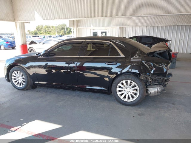 Chrysler 300 2014 2C3CCAAG0EH327334 Image 14