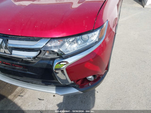 JA4AZ3A35GZ002492 Mitsubishi Outlander Se