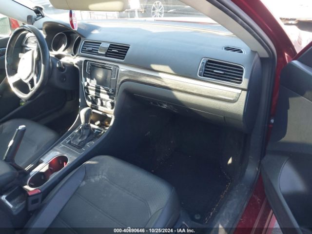 1VWBA7A32JC012249 Volkswagen Passat 2.0t Se