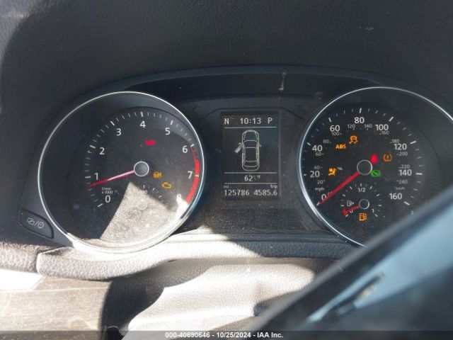 1VWBA7A32JC012249 Volkswagen Passat 2.0t Se