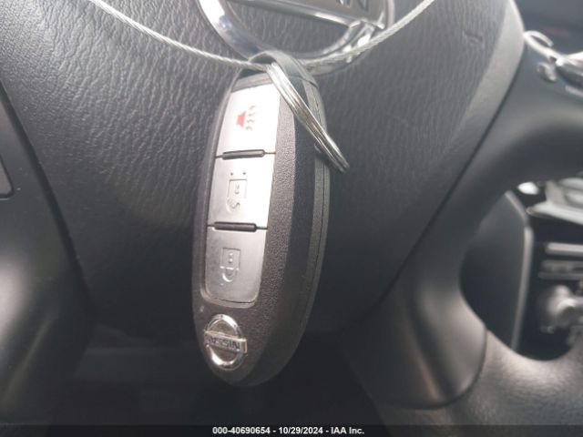 5N1DR2AN8LC592968 Nissan Pathfinder S 2wd