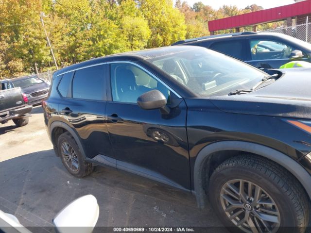 5N1AT3AB6MC758941 Nissan Rogue S Intelligent Awd