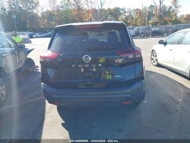 5N1AT3AB6MC758941 Nissan Rogue S Intelligent Awd