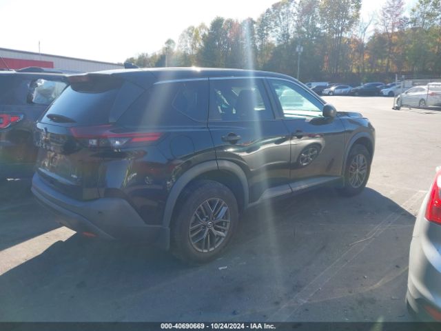 5N1AT3AB6MC758941 Nissan Rogue S Intelligent Awd