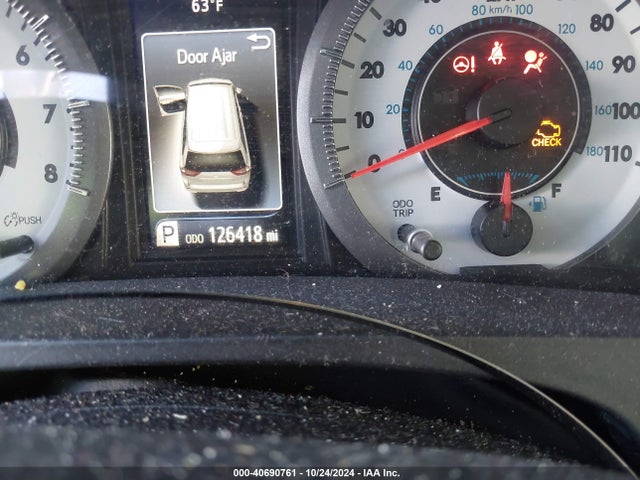 Toyota Sienna Se 8 Passenger 2015 5TDXK3DC4FS648980 Image 15