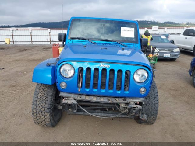 1C4BJWEG2FL510792 Jeep Wrangler Unlimited Sahara