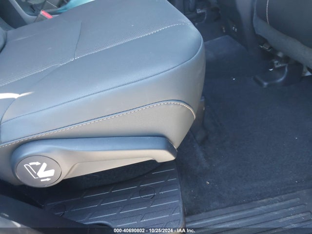 Lexus 460 Premium 2021 JTJAM7BX9M5279059 Image 8