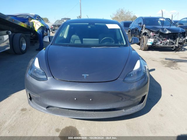 5YJ3E1EB9NF228568 Tesla Model 3 Long Range Dual Motor All-wheel Drive