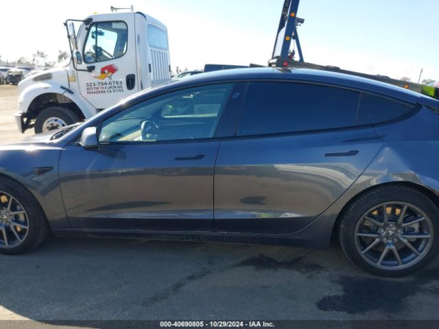 5YJ3E1EB9NF228568 Tesla Model 3 Long Range Dual Motor All-wheel Drive