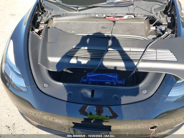 2023 TESLA MODEL Y 7SAYGAEE2PF612921 Photo 9
